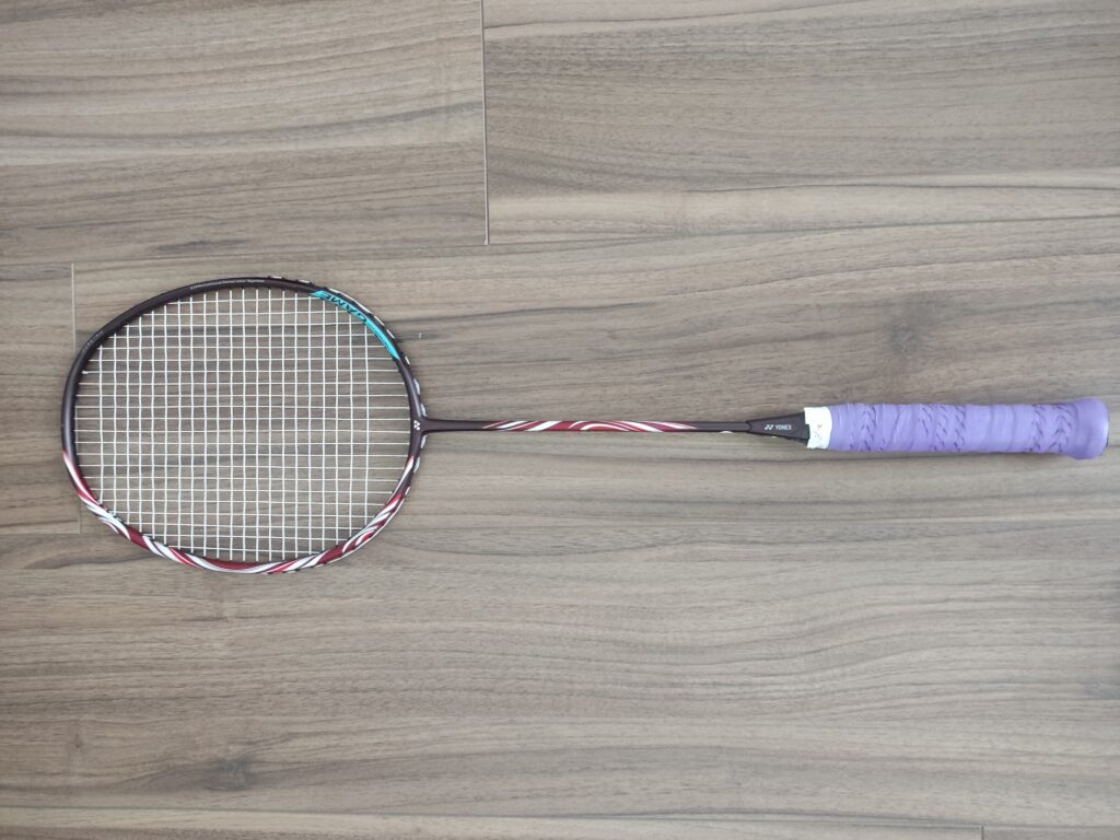 Best Yonex badminton rackets - astrox 100 game example