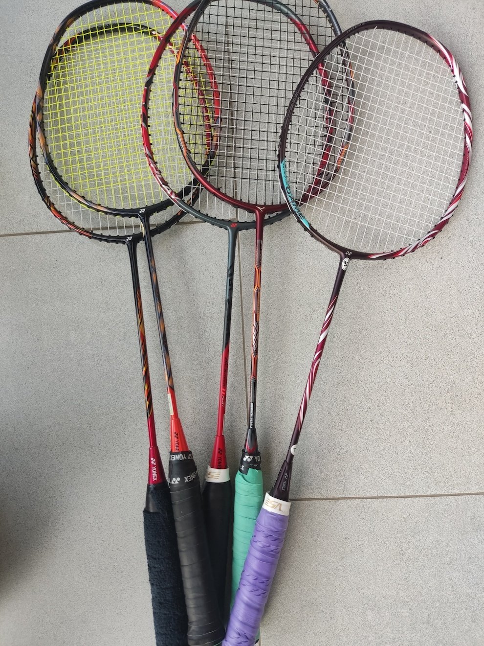 Head heavy badminton rackets Beast Badminton